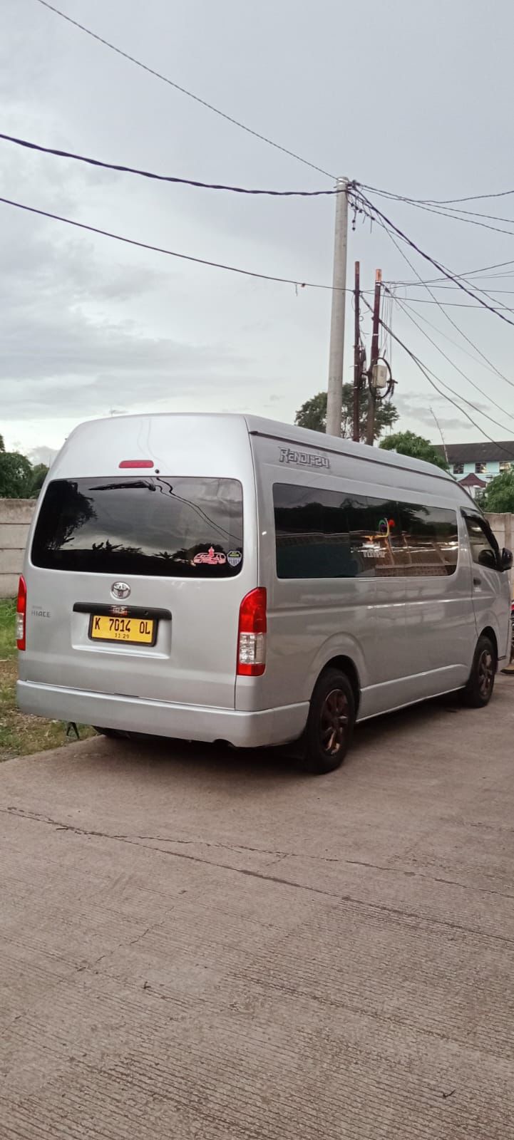 Eksterior Bus 5